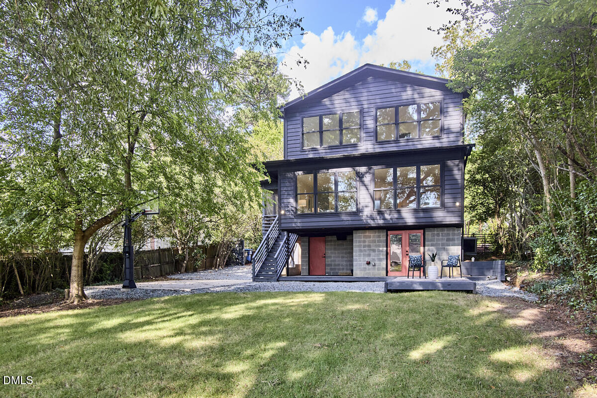 1925 Ward Street