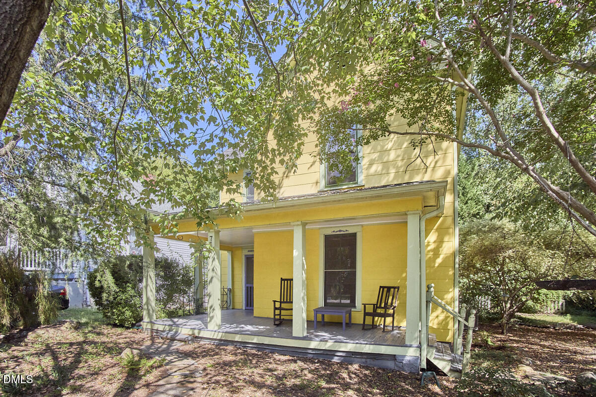 713 Arnette Avenue