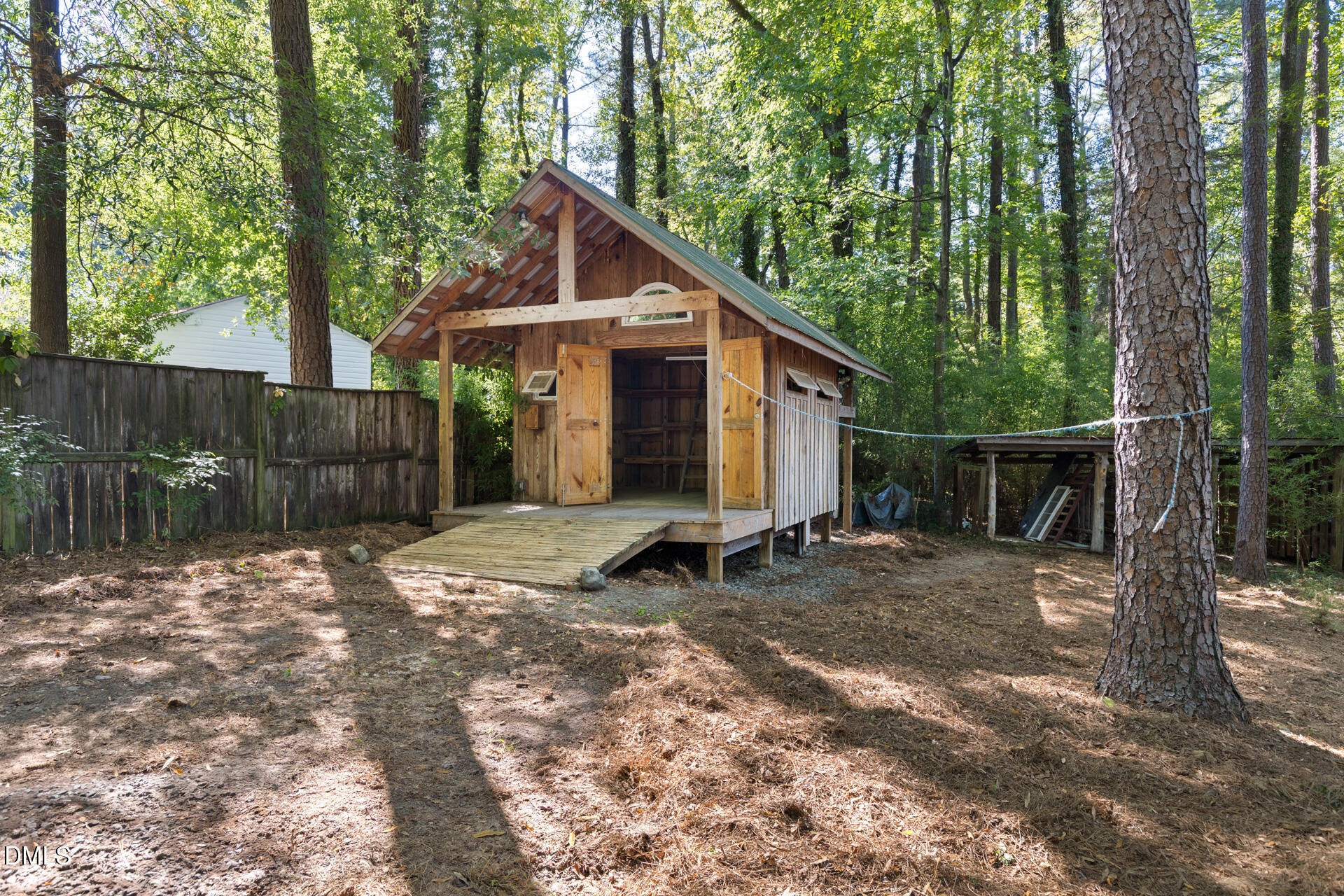 101 Oleander Road