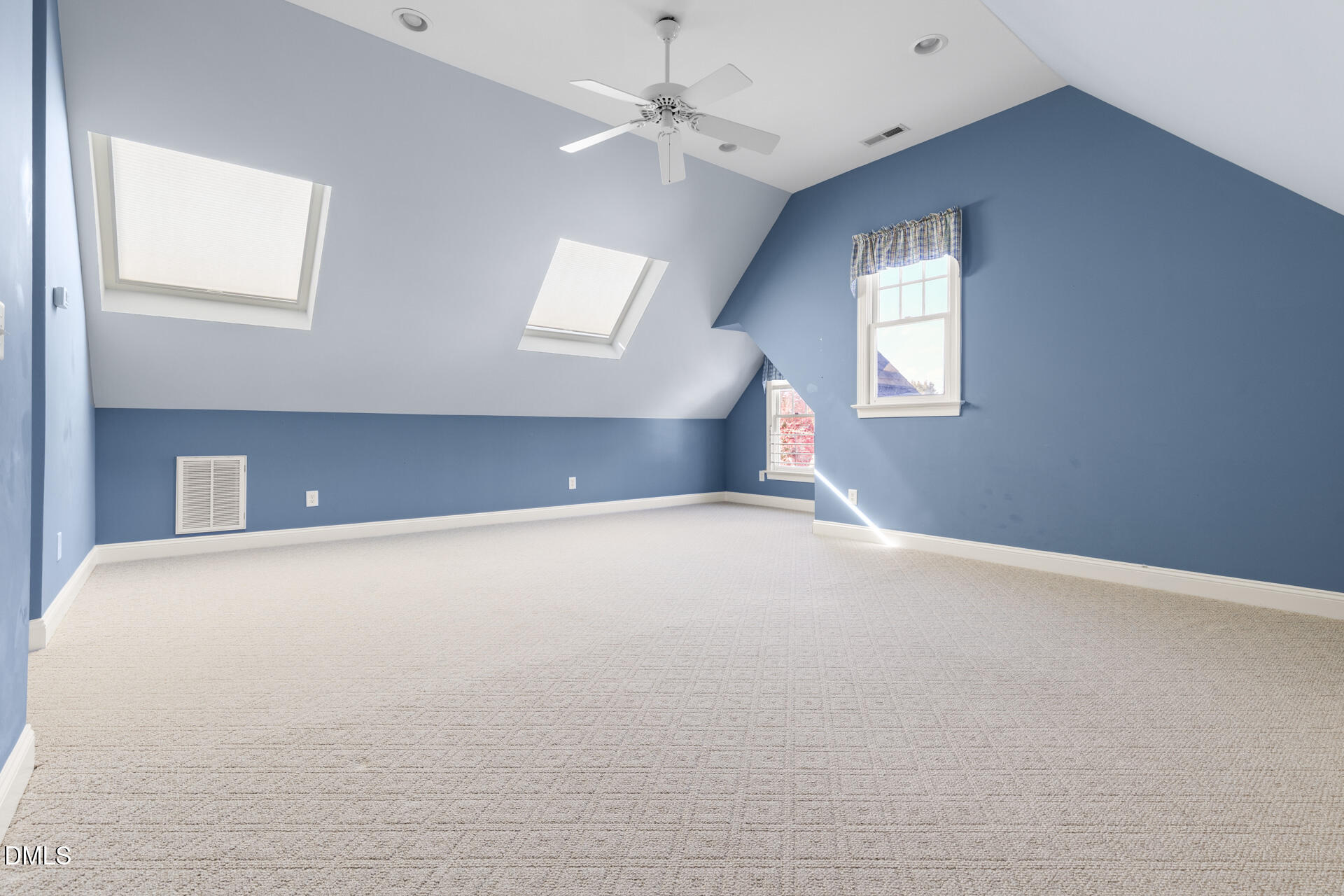 209 Old Larkspur Way