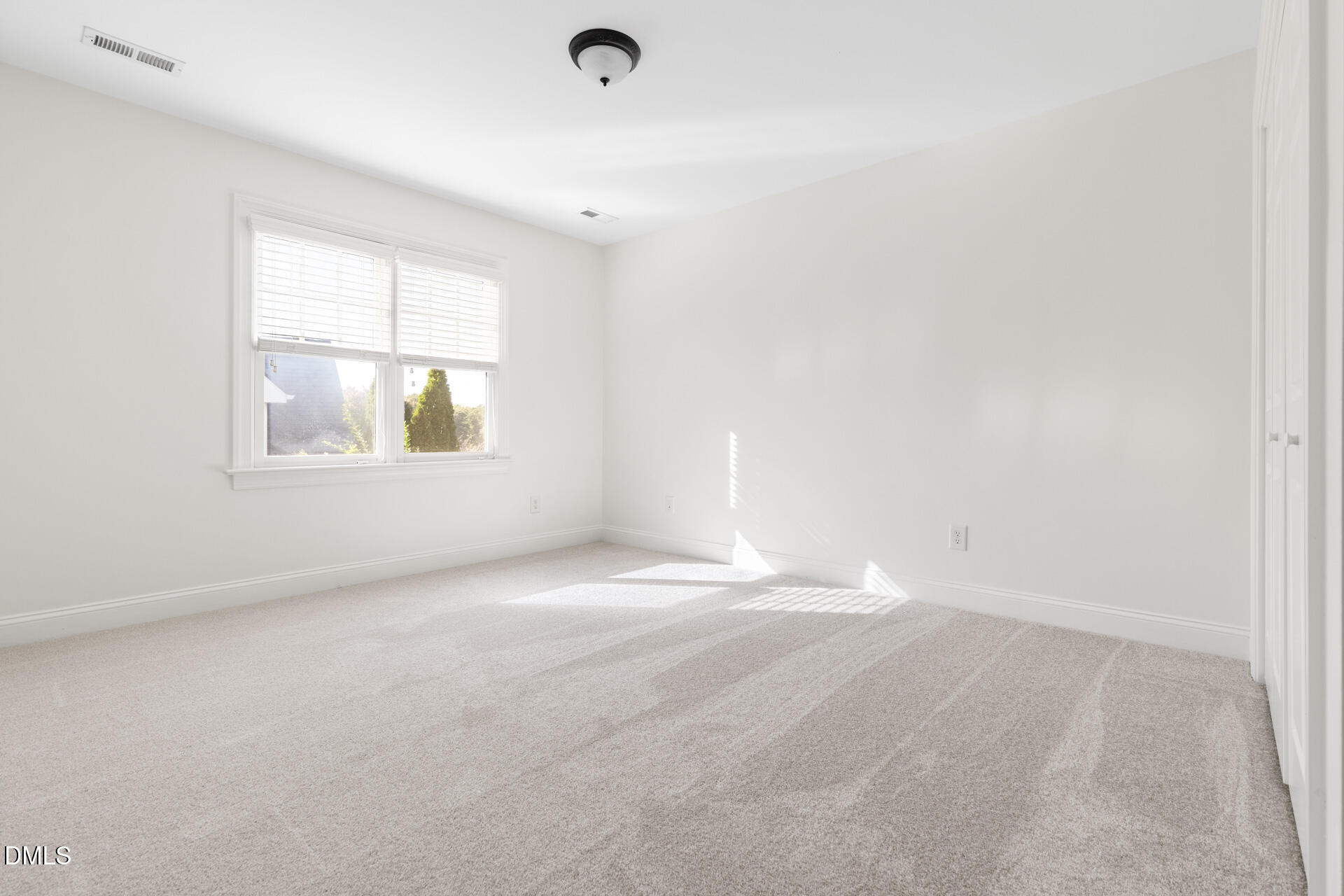 209 Old Larkspur Way