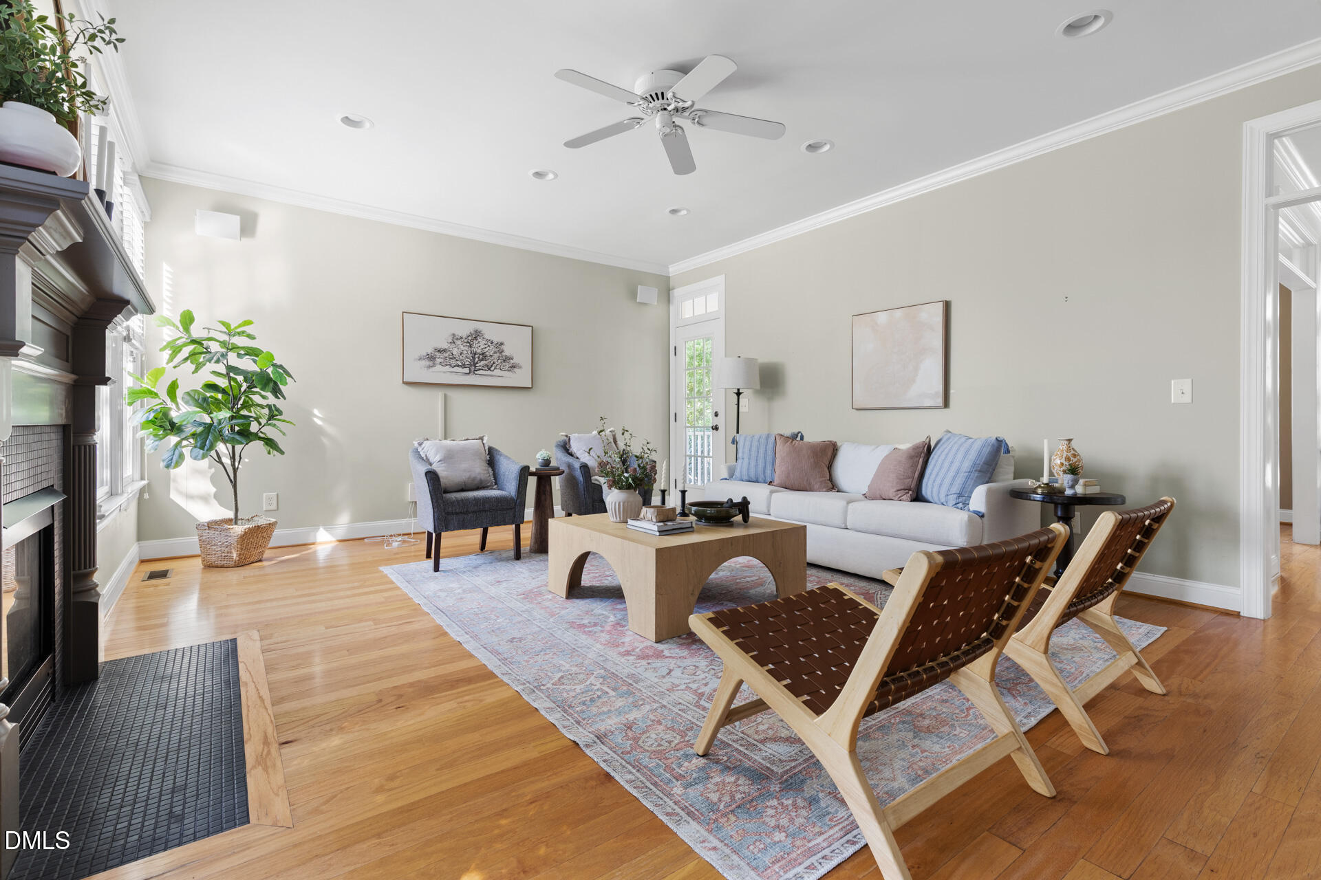 209 Old Larkspur Way