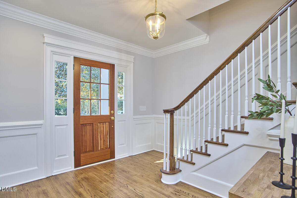 3706 Darwin Road