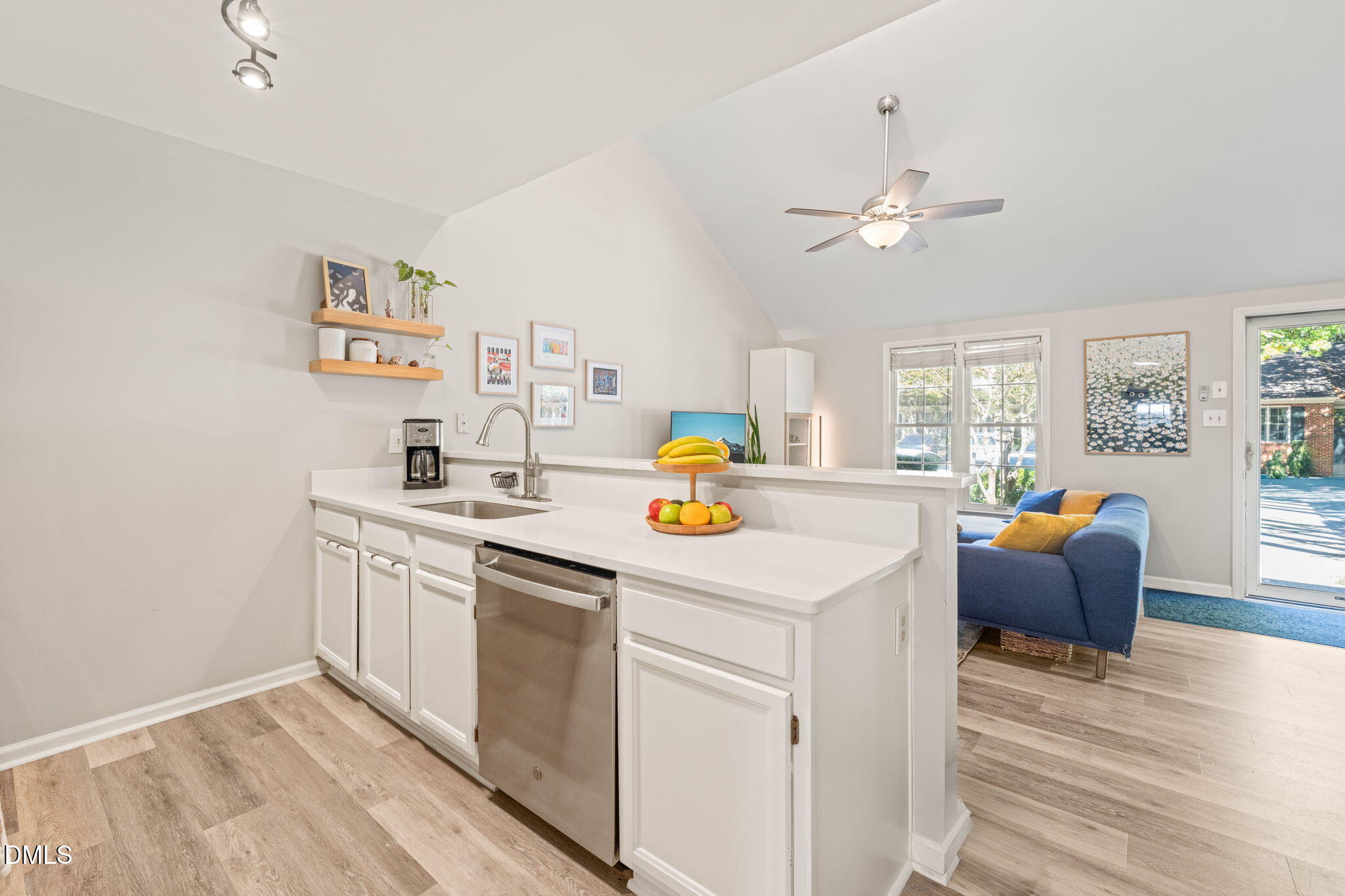 905 Gatehouse Lane