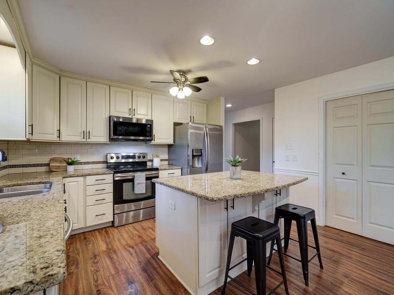 3115 Hope Valley Road