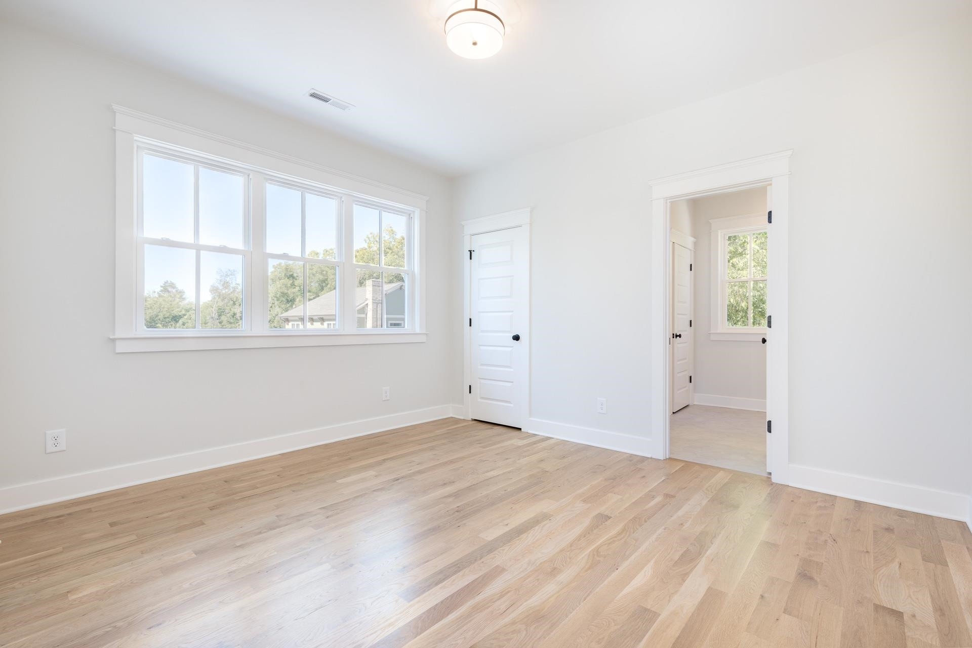 821 Glendale Avenue