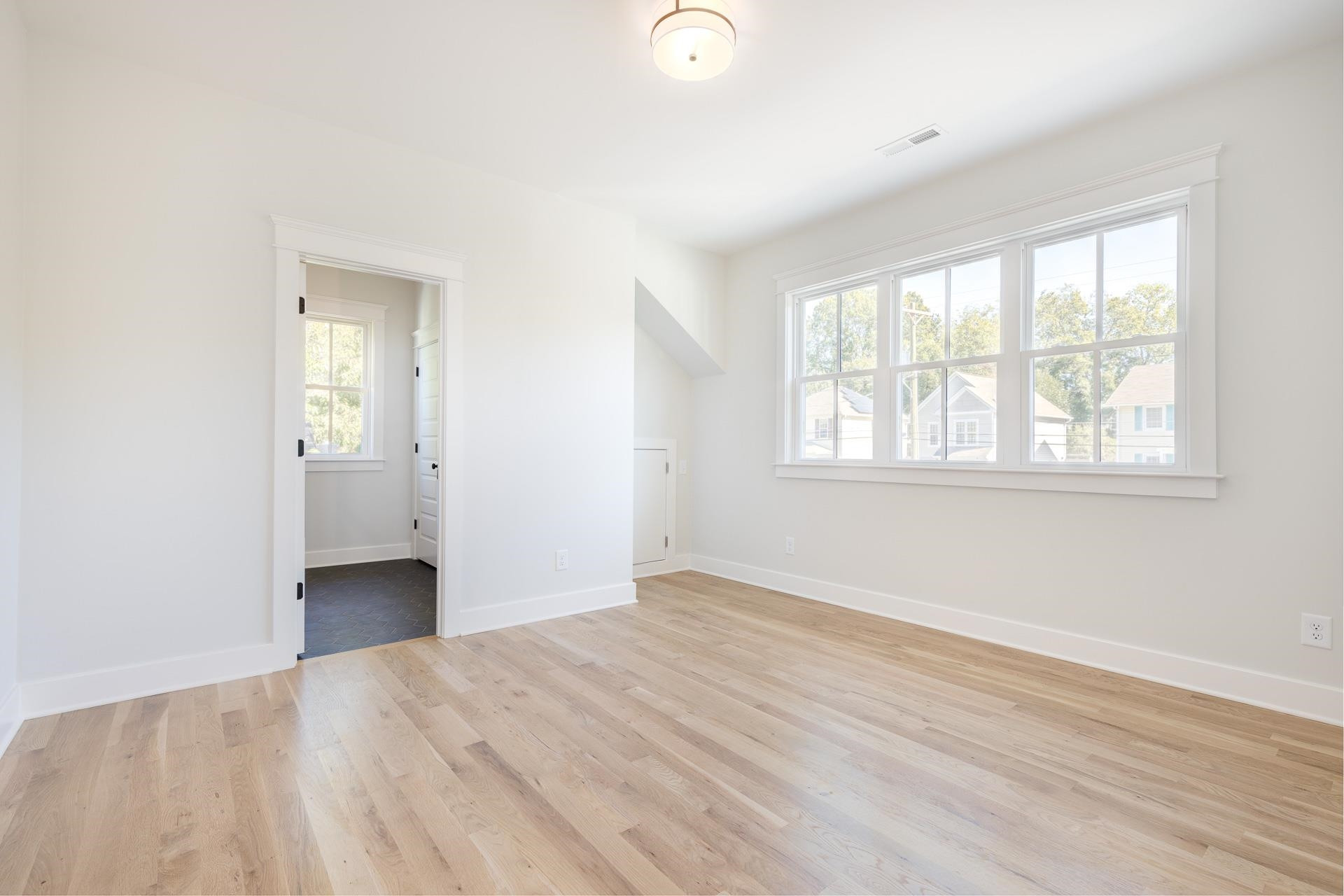 821 Glendale Avenue