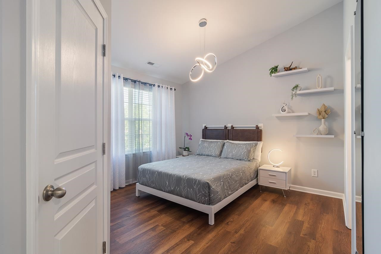 3735 Ramblewood Avenue