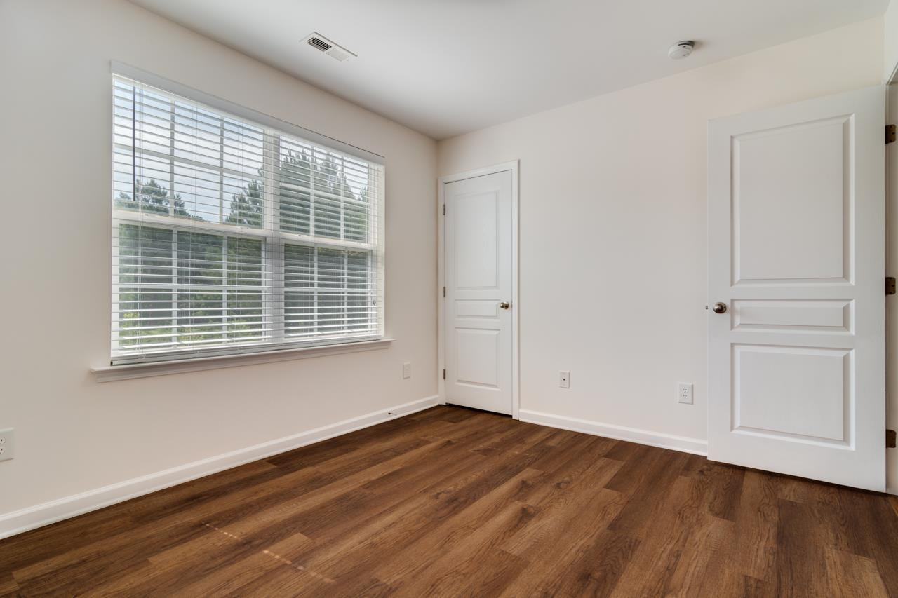 3735 Ramblewood Avenue