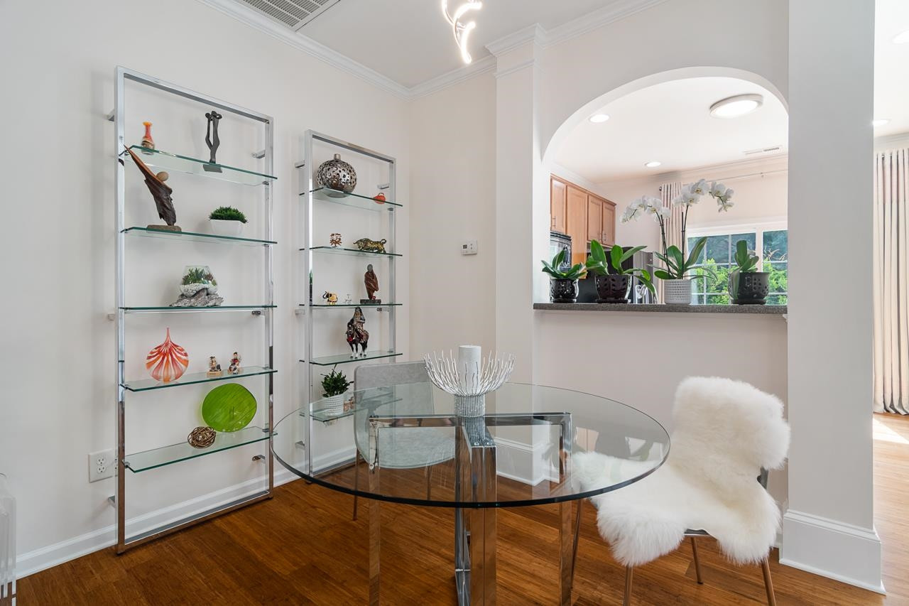 3735 Ramblewood Avenue