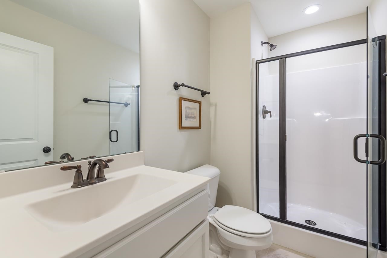 49 S Flanders Street