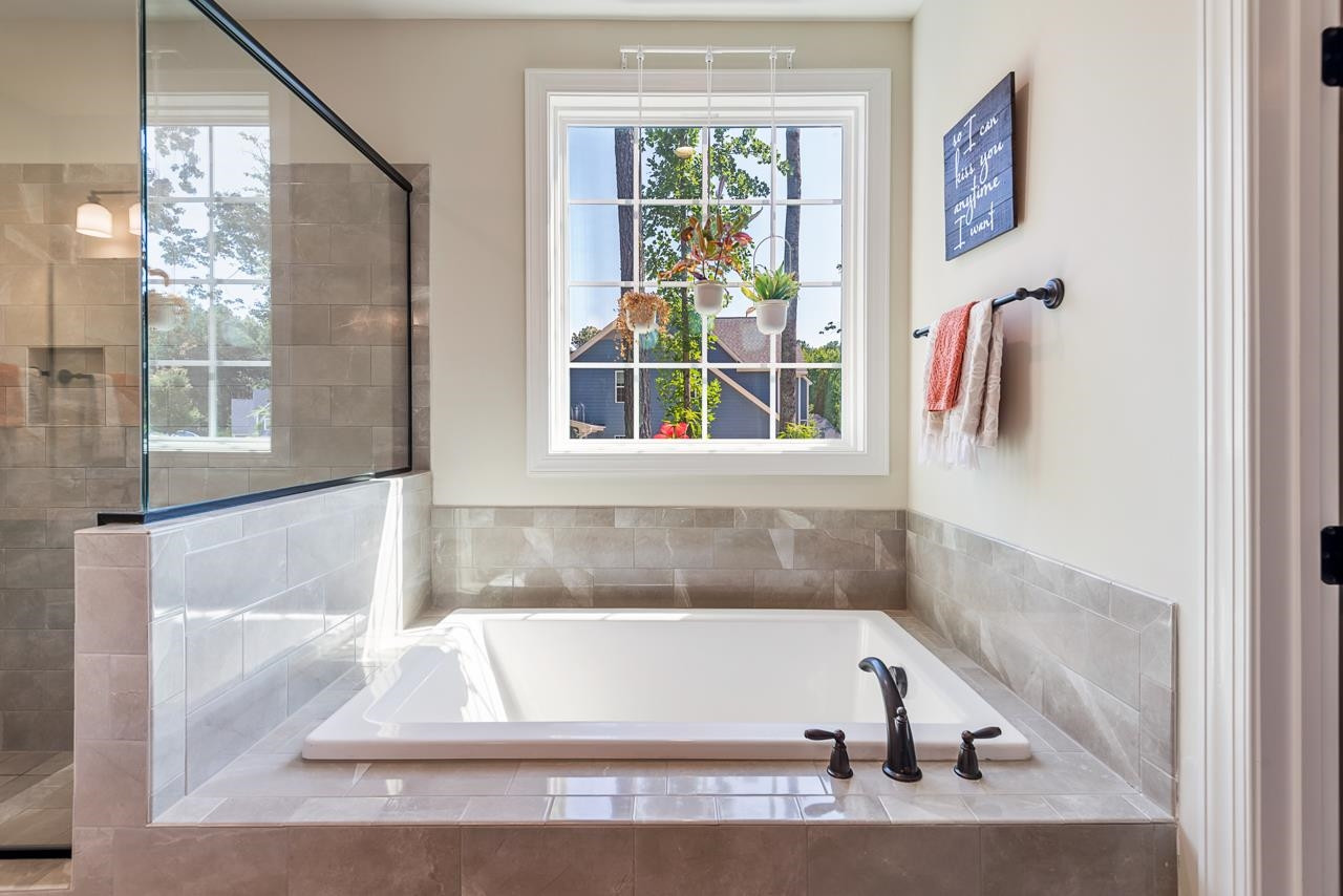 49 S Flanders Street