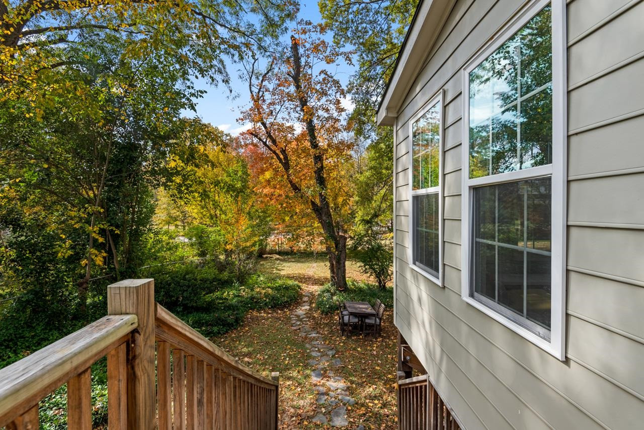 2503 Shenandoah Avenue