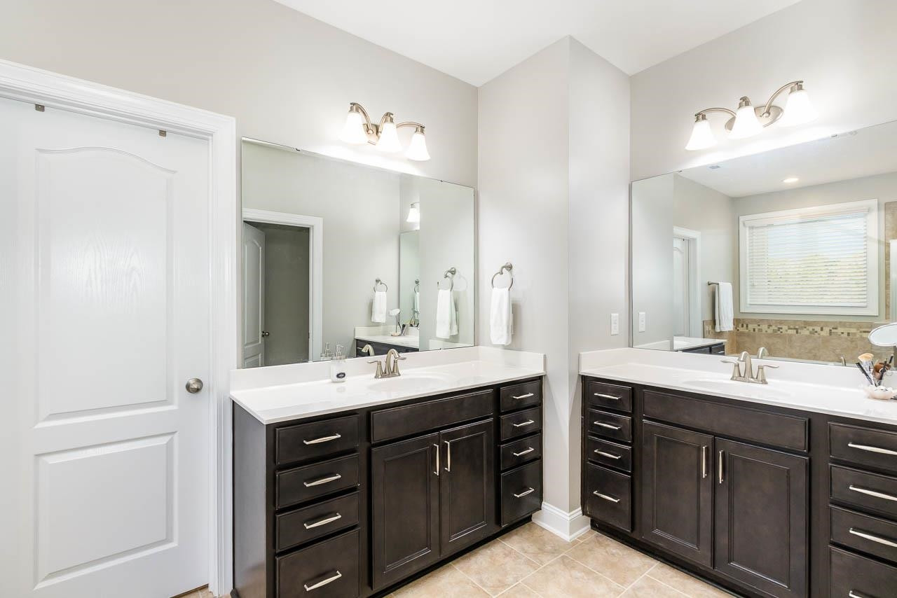 125 Filigree Way