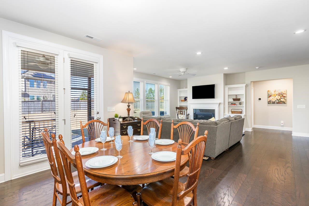125 Filigree Way