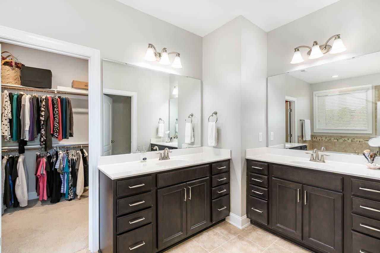 125 Filigree Way