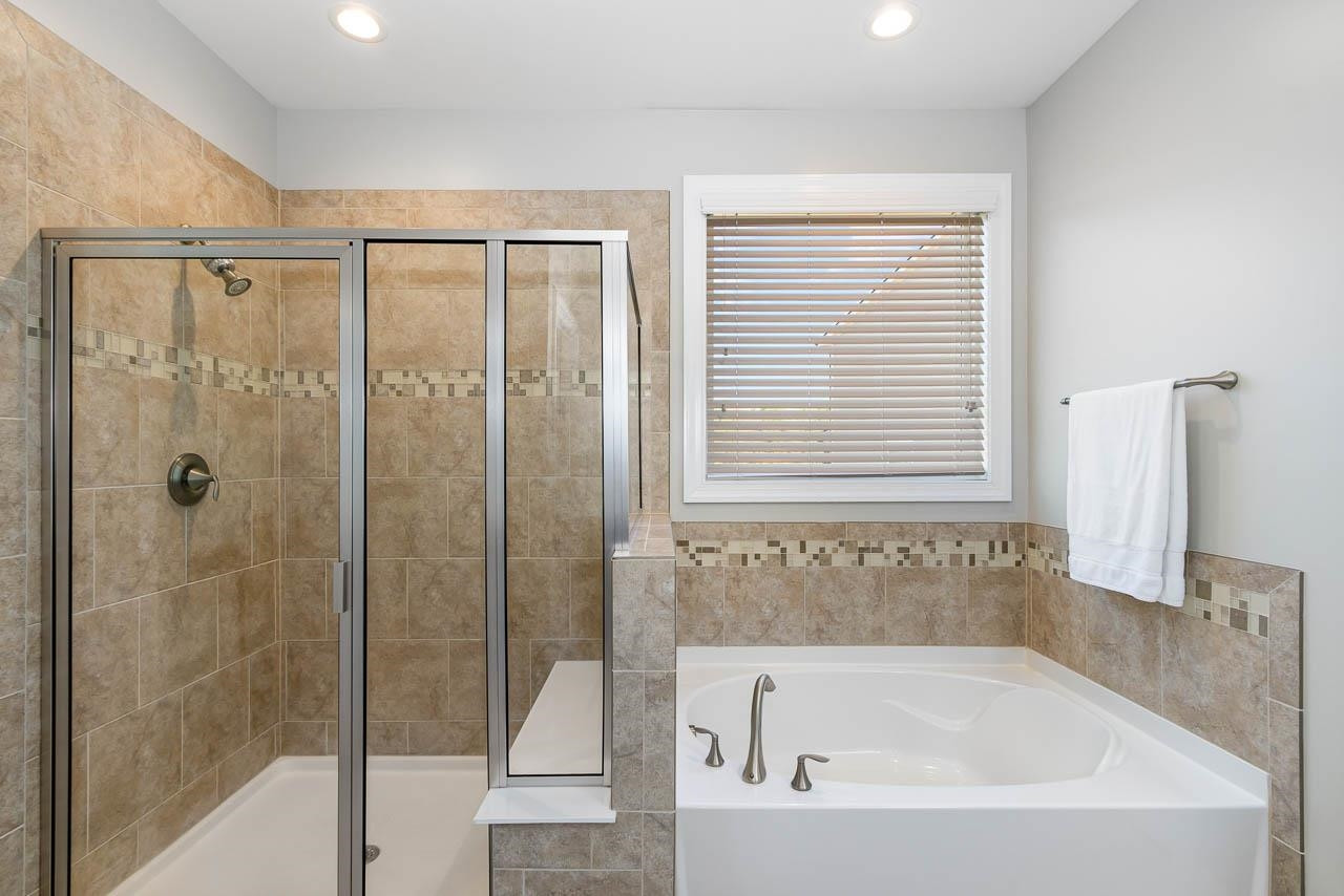 125 Filigree Way