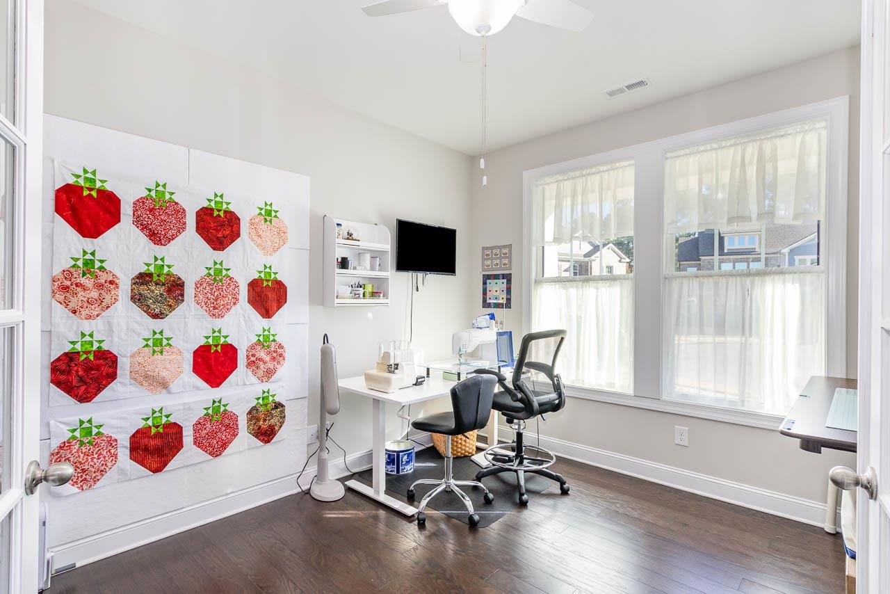 125 Filigree Way