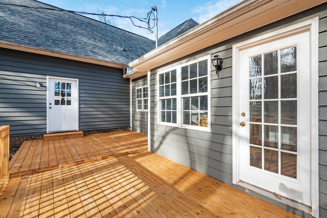 7903 Country Knoll Road