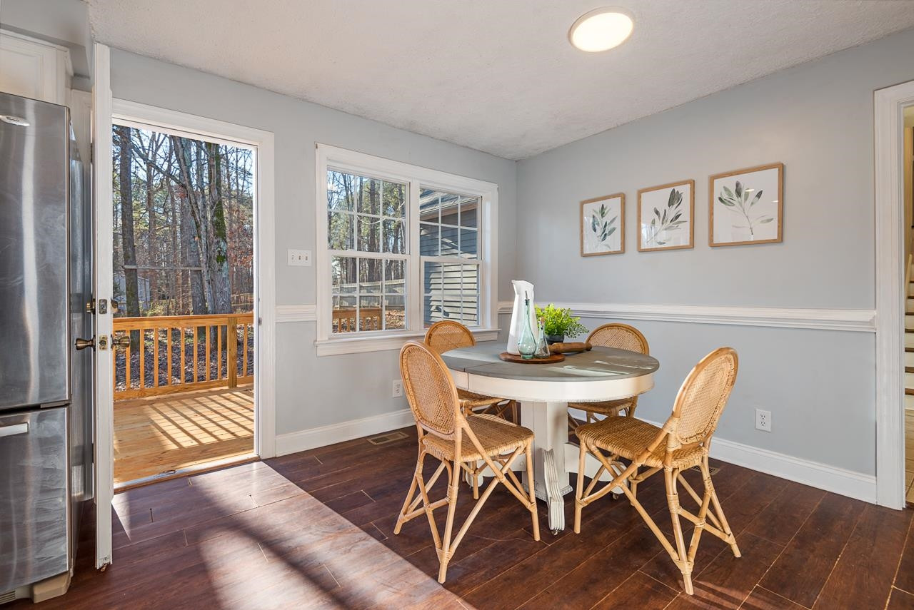 7903 Country Knoll Road