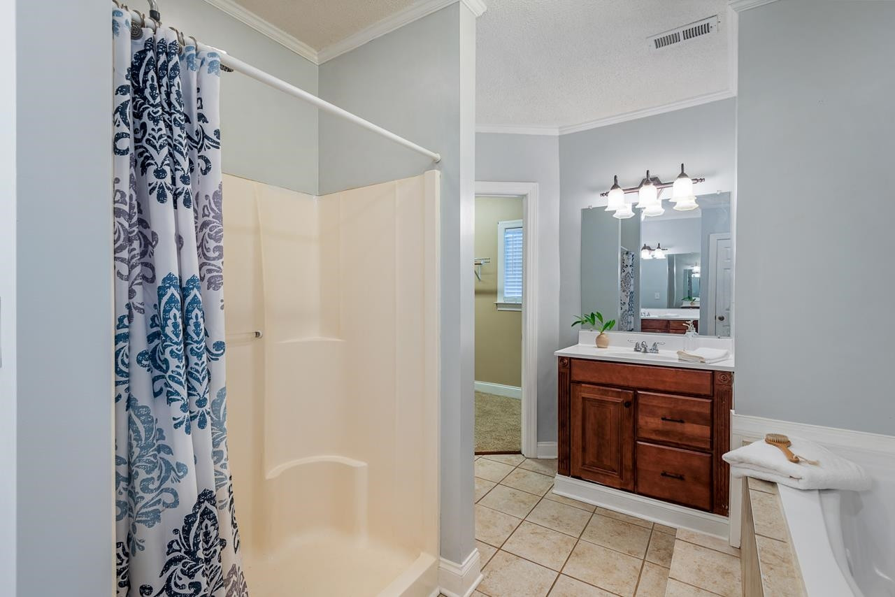 7903 Country Knoll Road