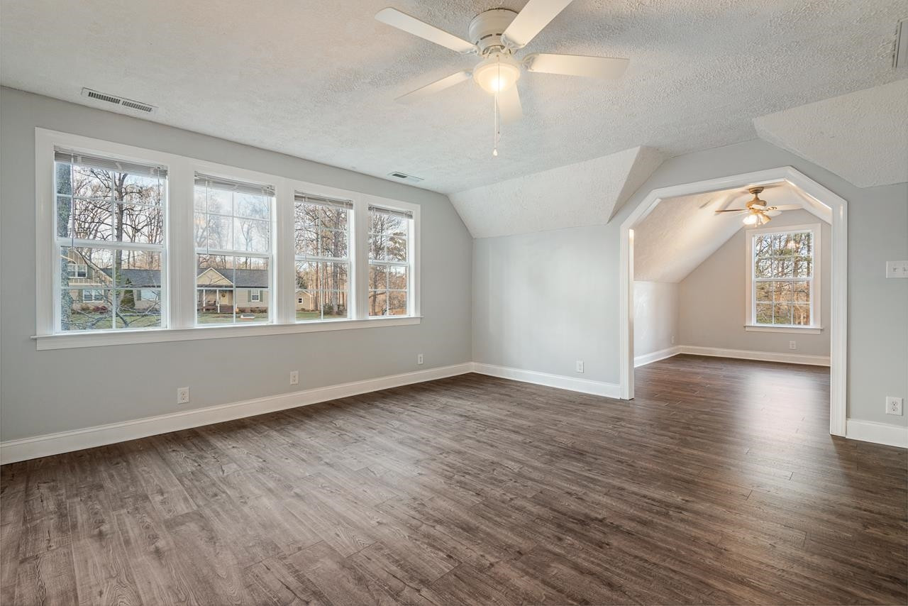 7903 Country Knoll Road