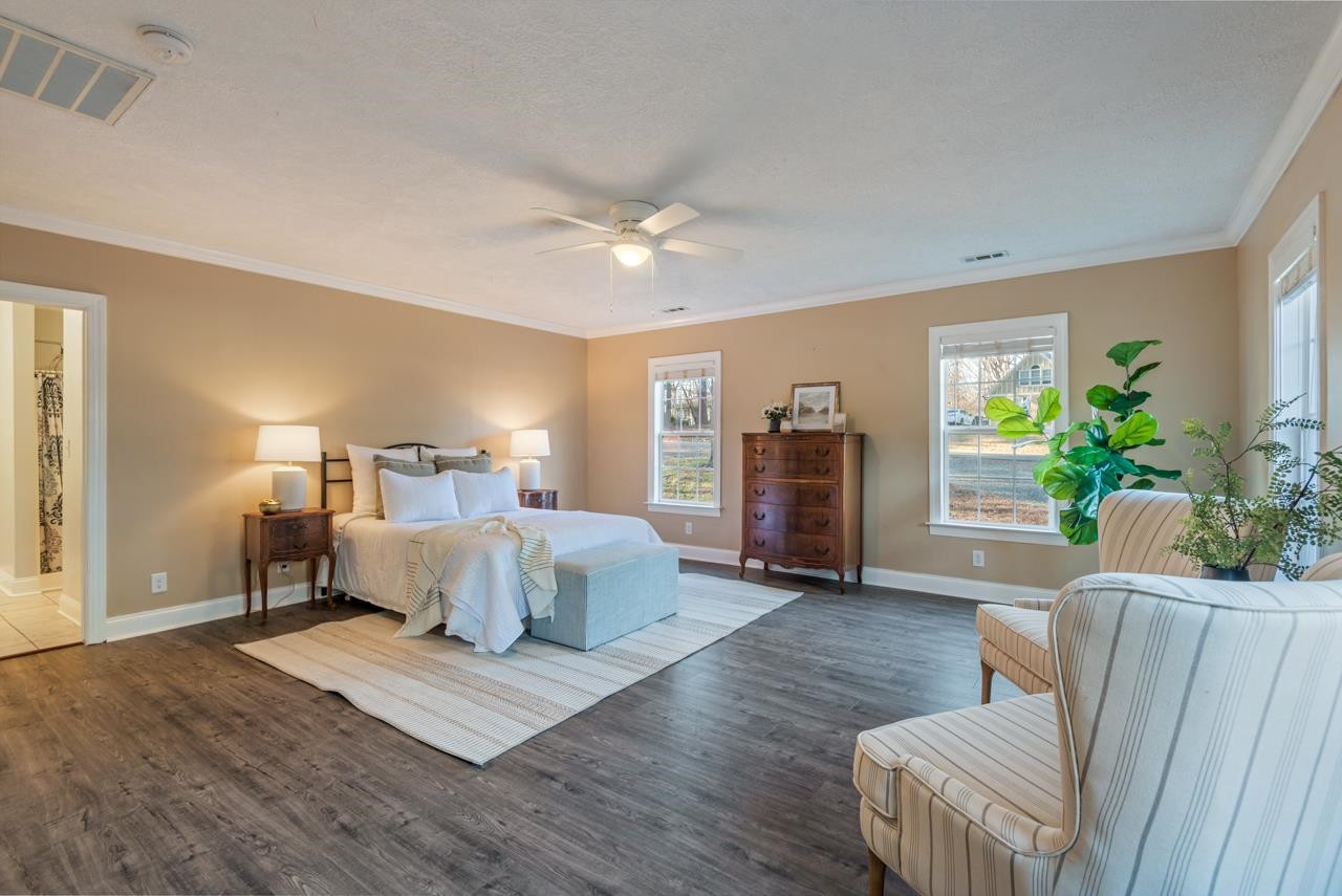 7903 Country Knoll Road