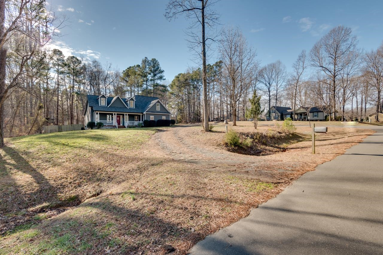 7903 Country Knoll Road