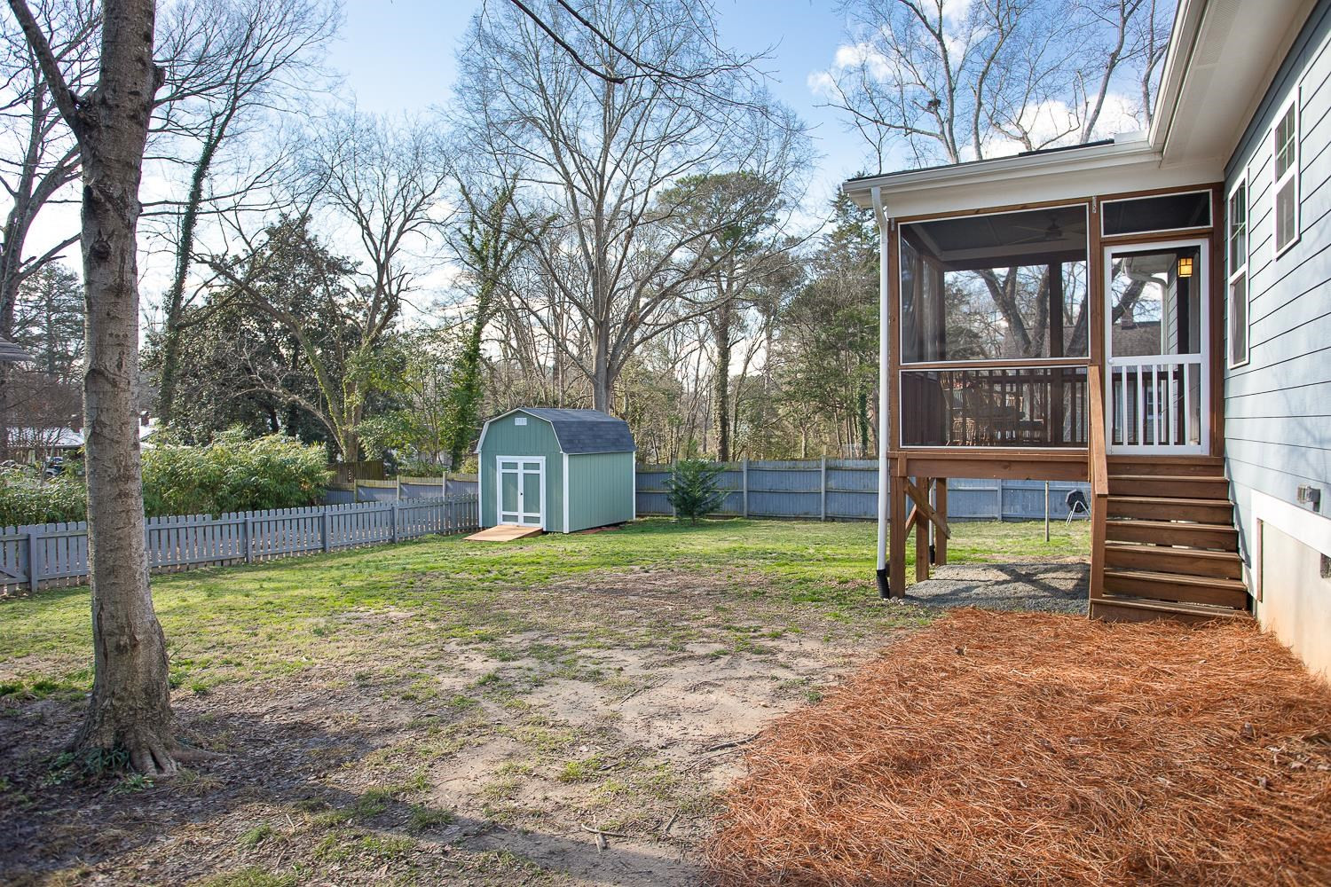 100 E Delafield Avenue