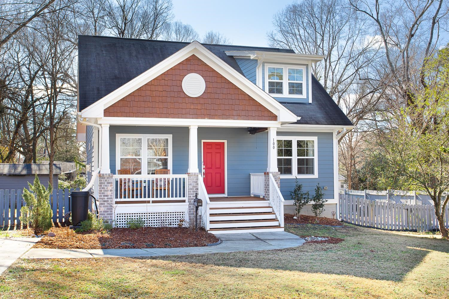 100 E Delafield Avenue