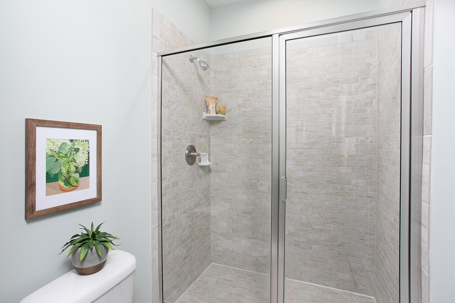 100 E Delafield Avenue