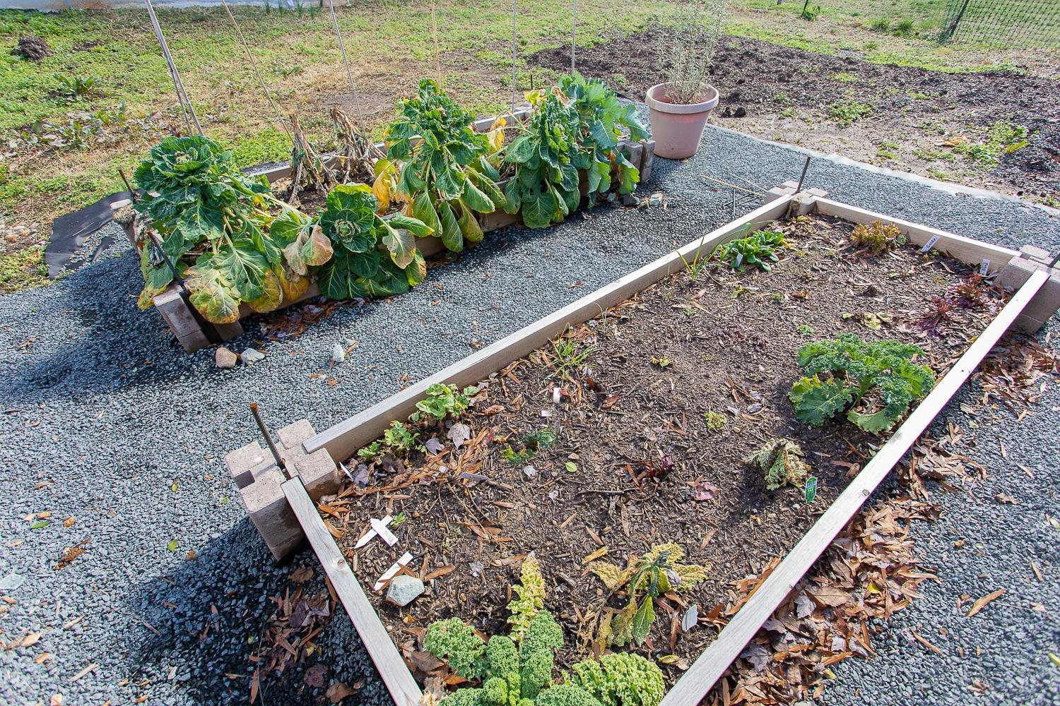 100 E Delafield Avenue