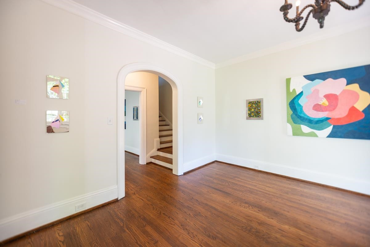 1016 1/2 Minerva Avenue Side Unit: Left Side