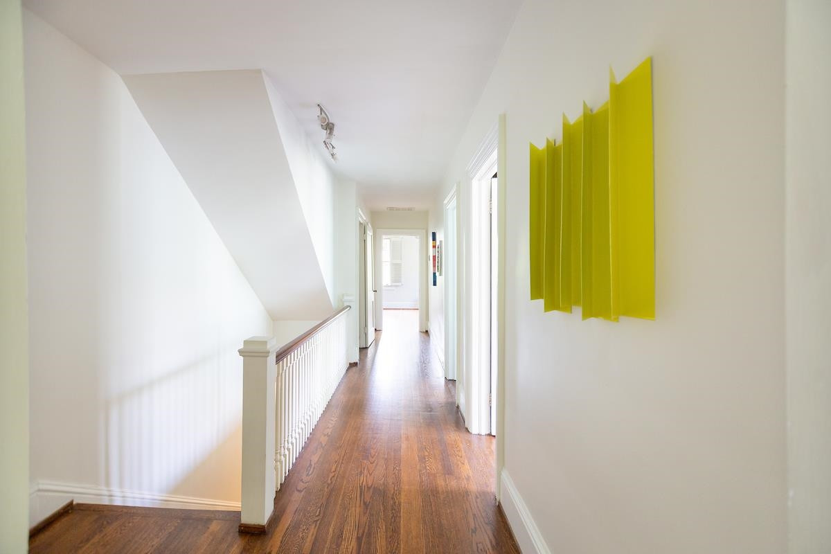 1016 1/2 Minerva Avenue Side Unit: Left Side