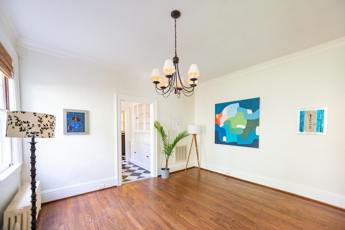 1016 1/2 Minerva Avenue Side Unit: Left Side