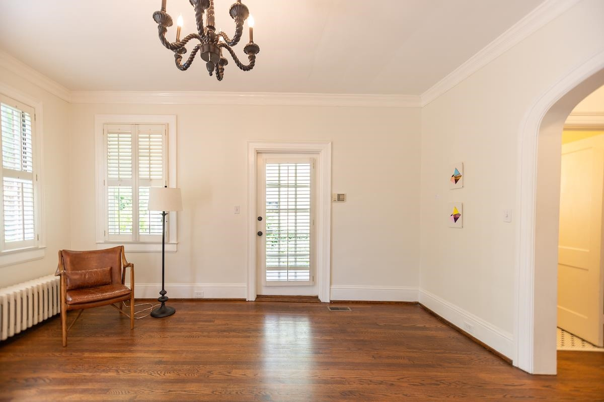 1016 1/2 Minerva Avenue Side Unit: Left Side