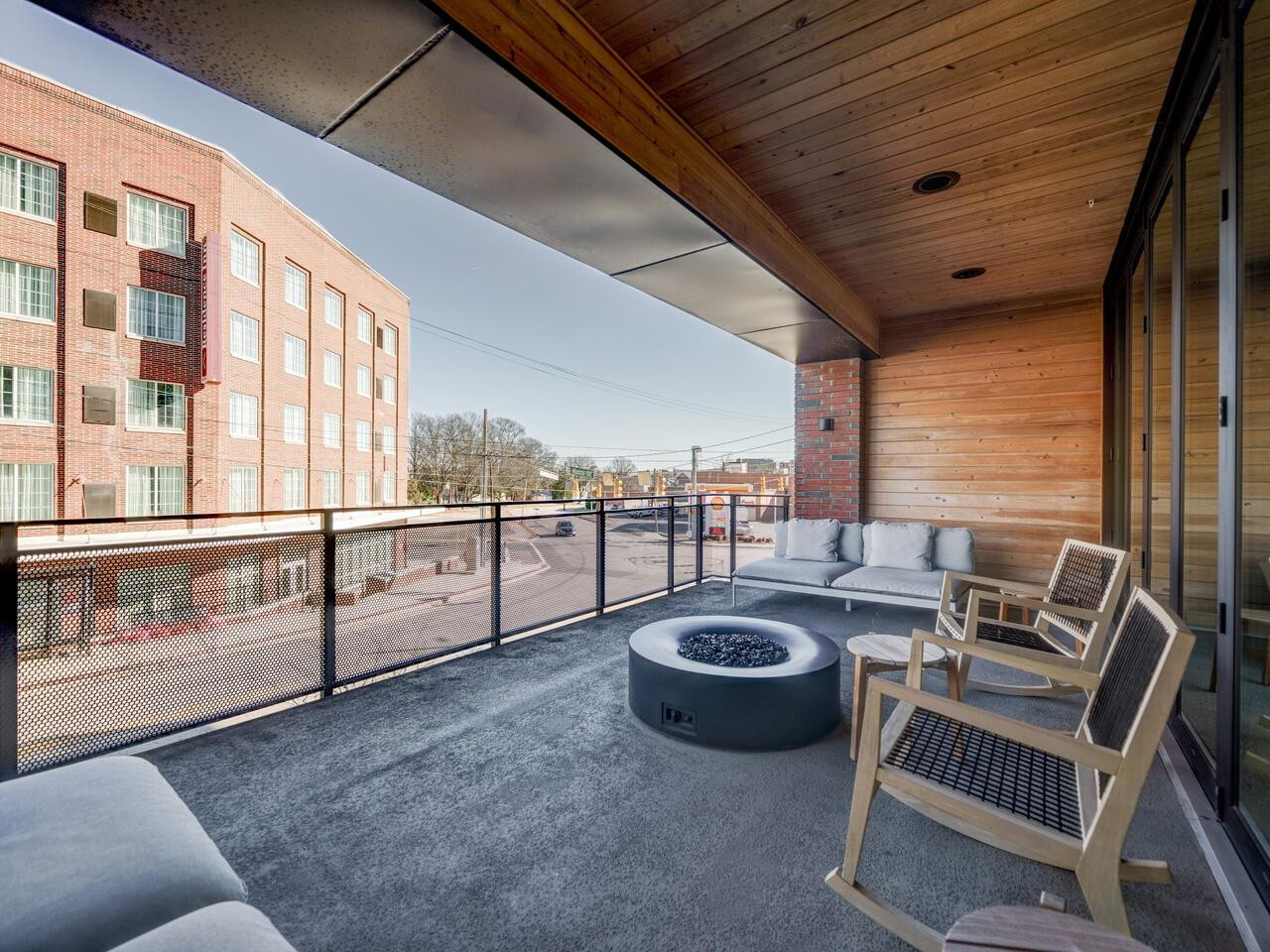 1105 W Main Street # 203