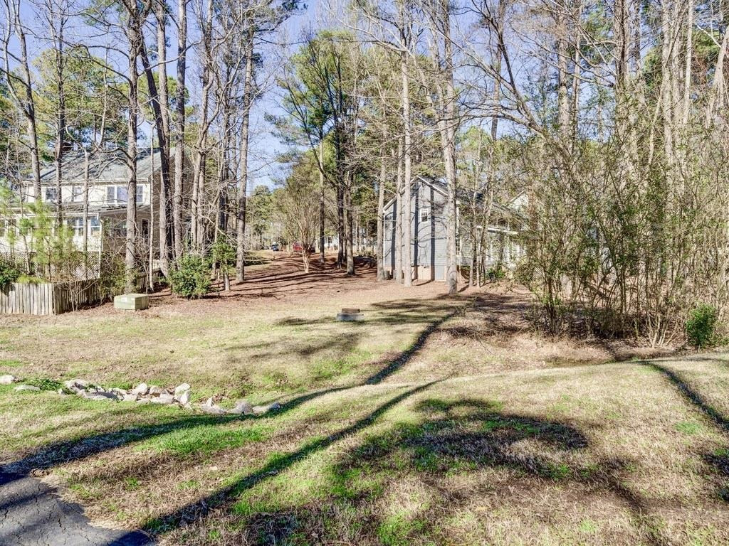 7 Woodbine Court