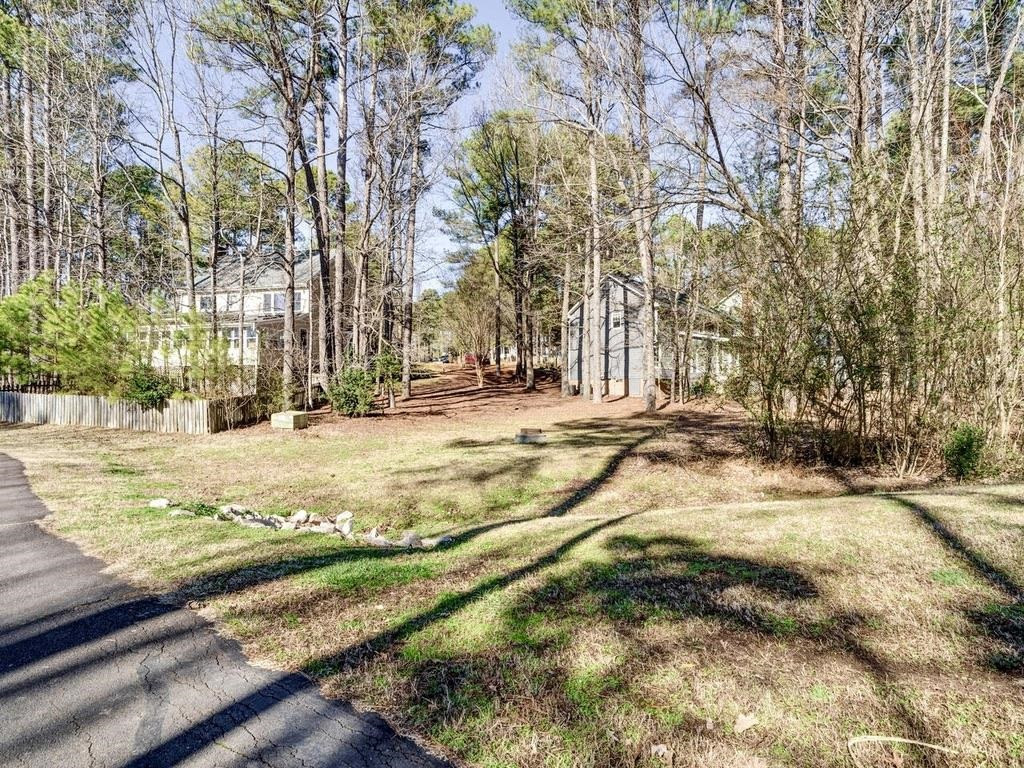7 Woodbine Court