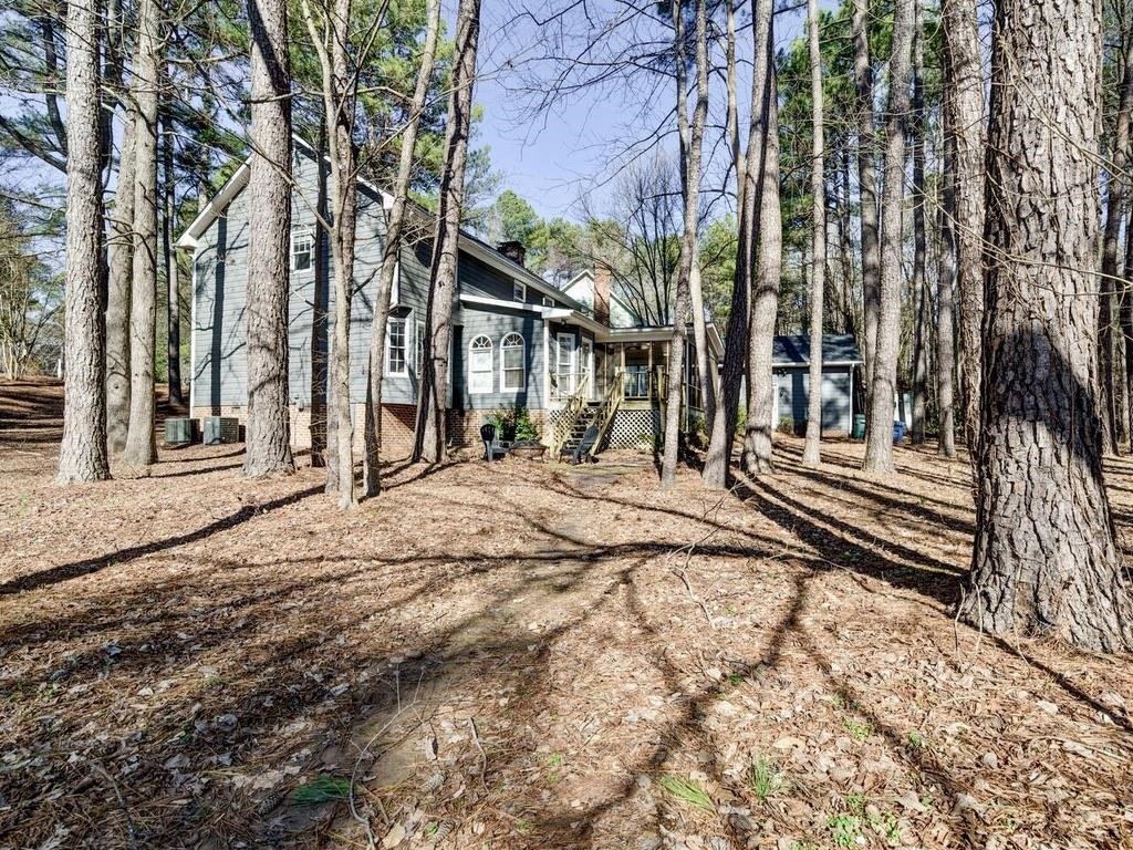 7 Woodbine Court