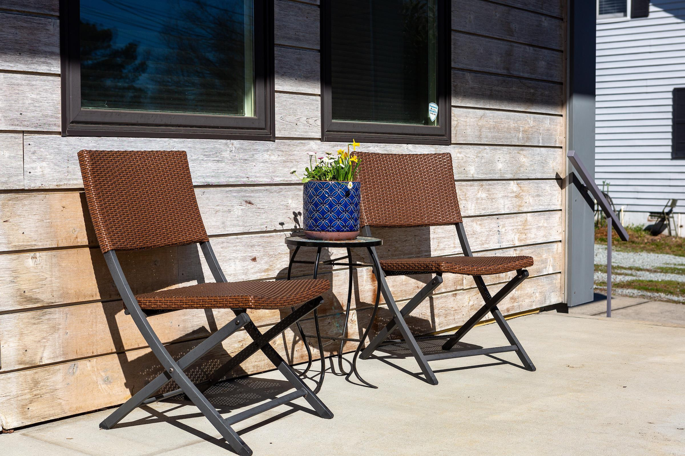 930 W Markham Avenue