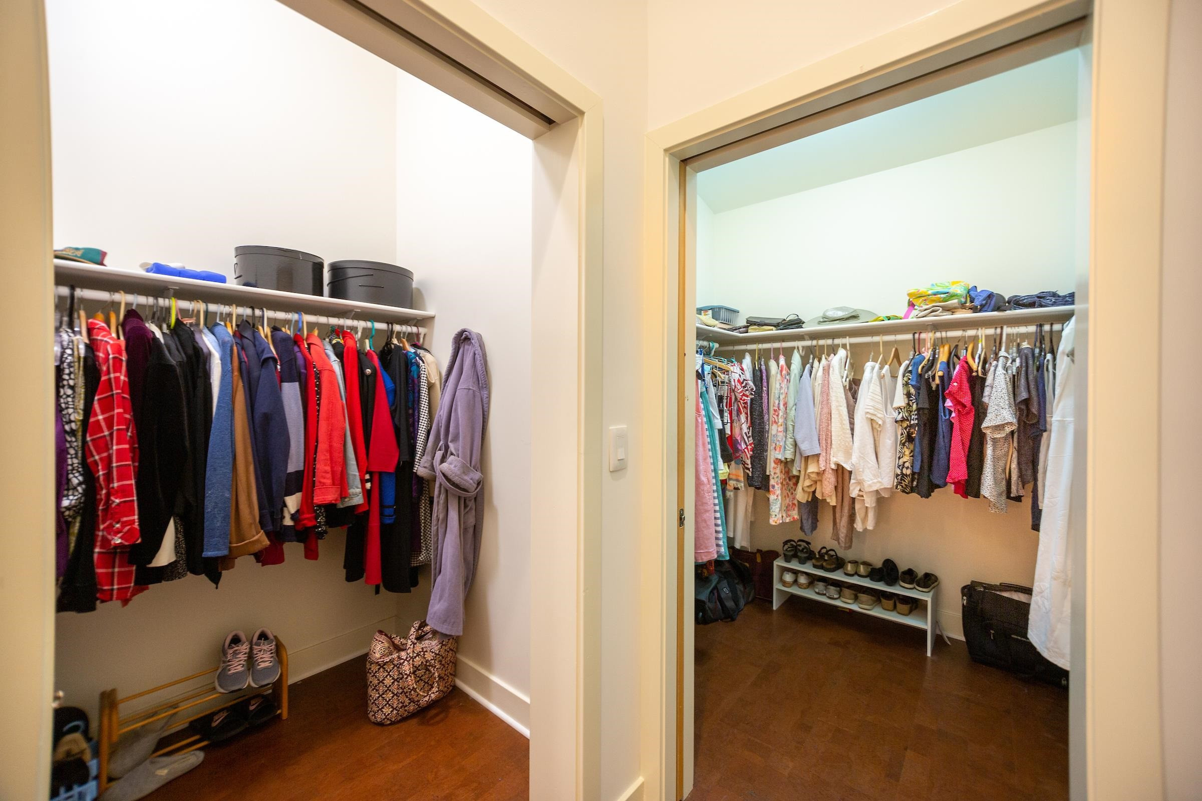 930 W Markham Avenue