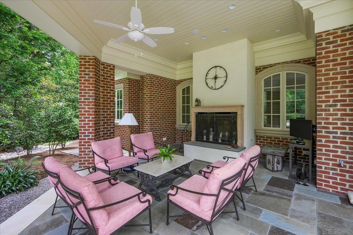 3300 Avon Road