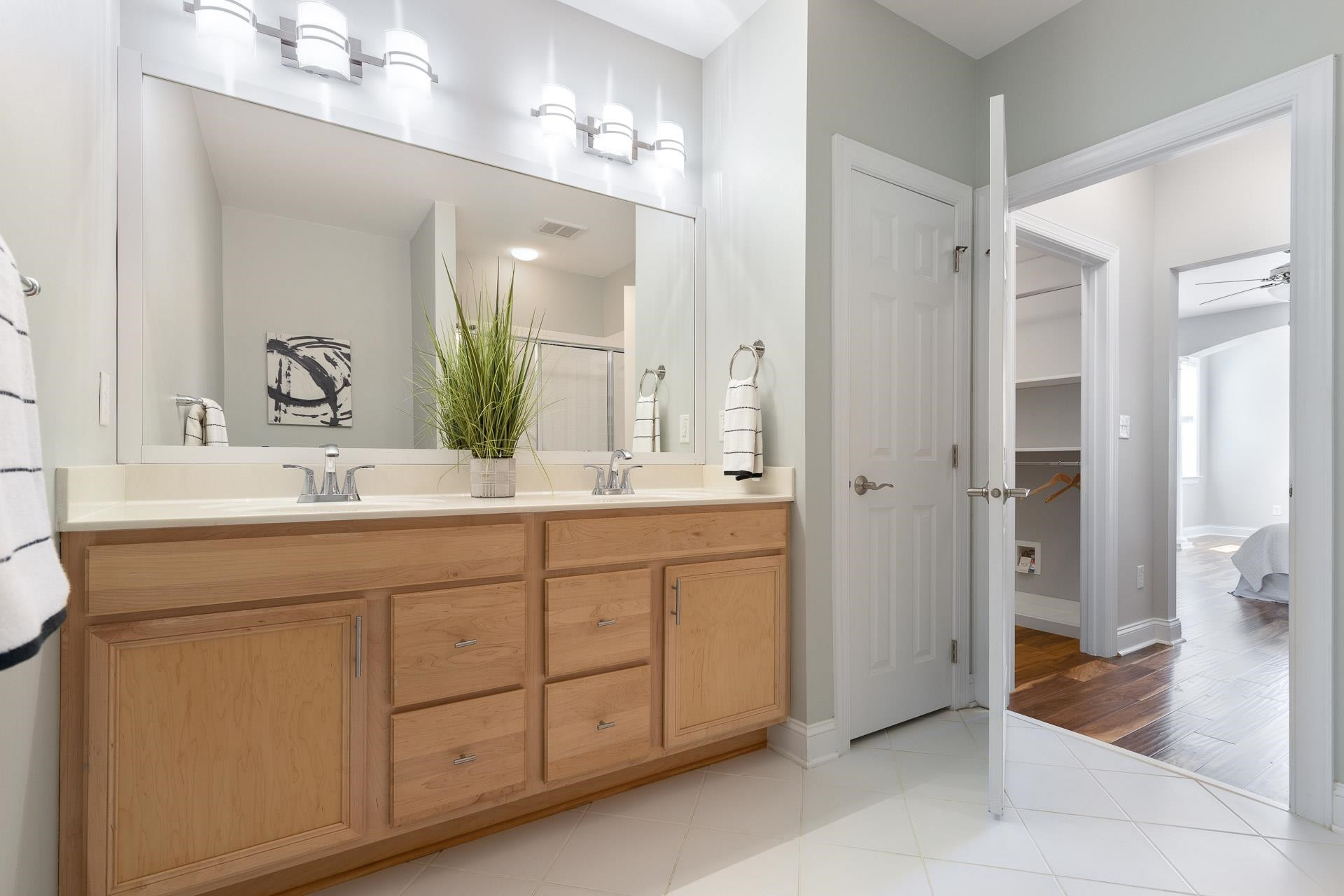 10410 Rosegate Court # 201