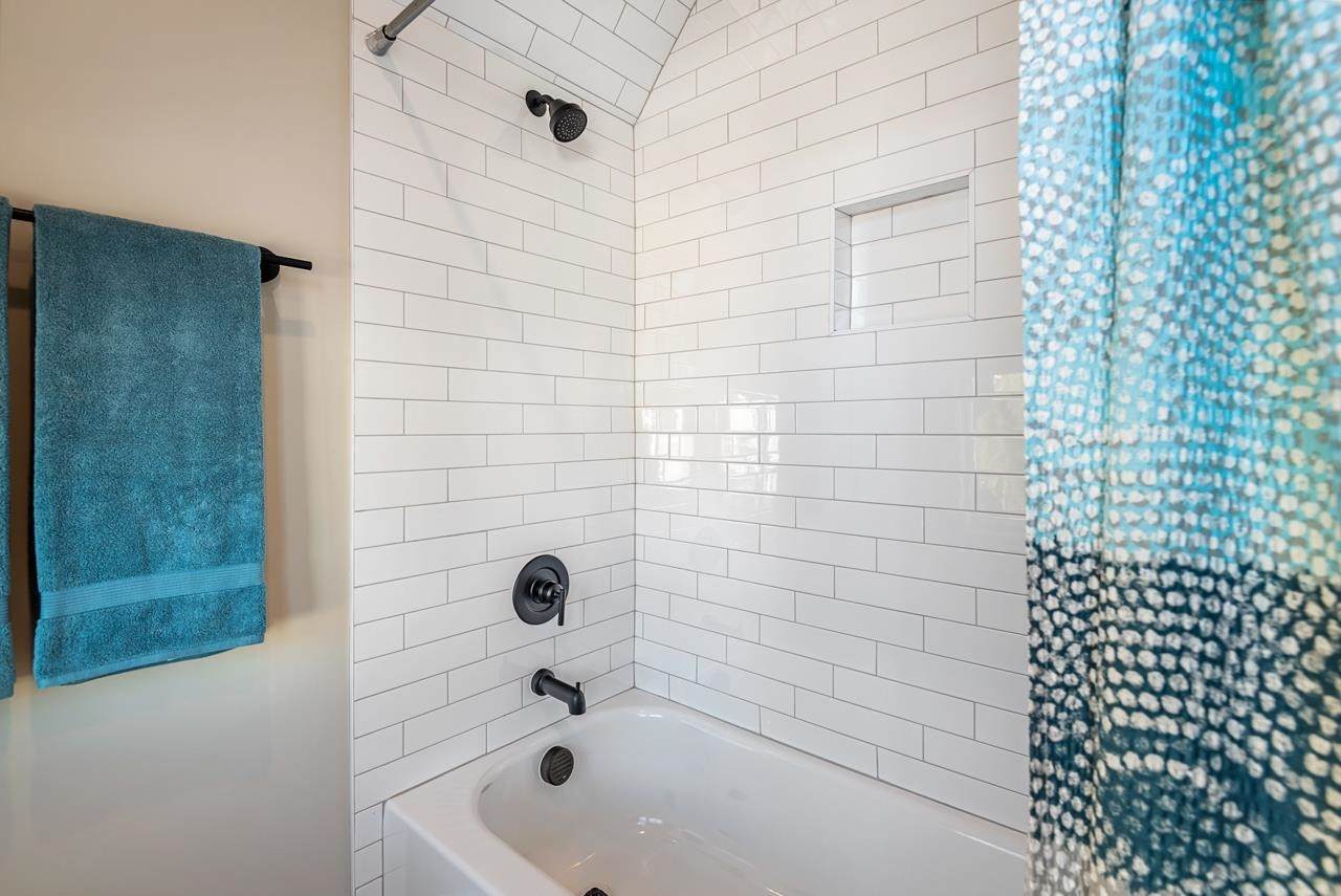 1003 Sedgefield Street