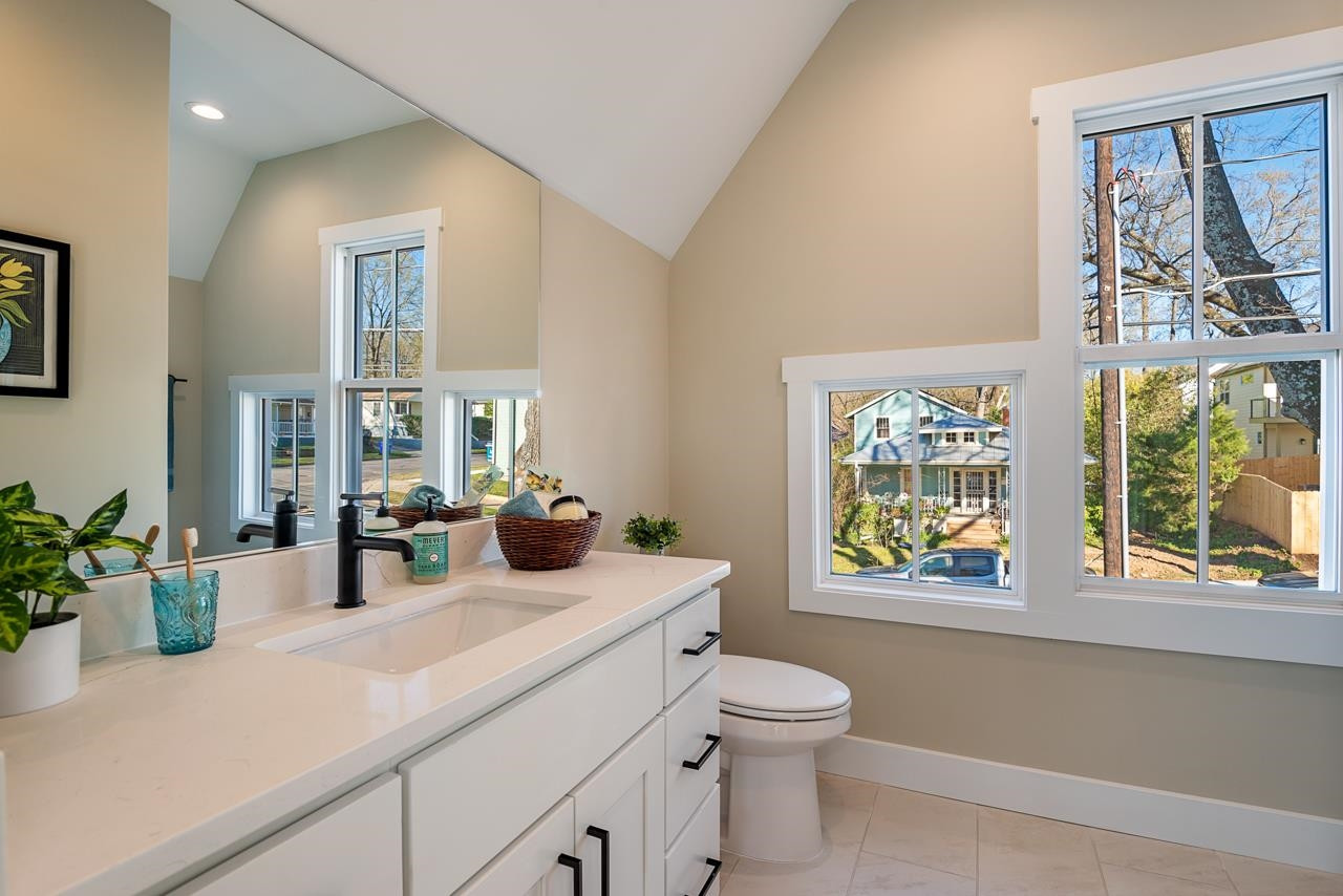 1003 Sedgefield Street