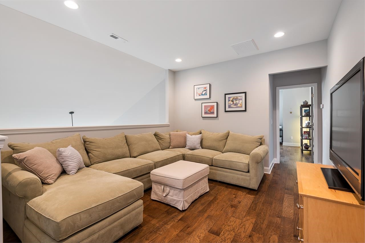 200 Ellsworth Manor Drive