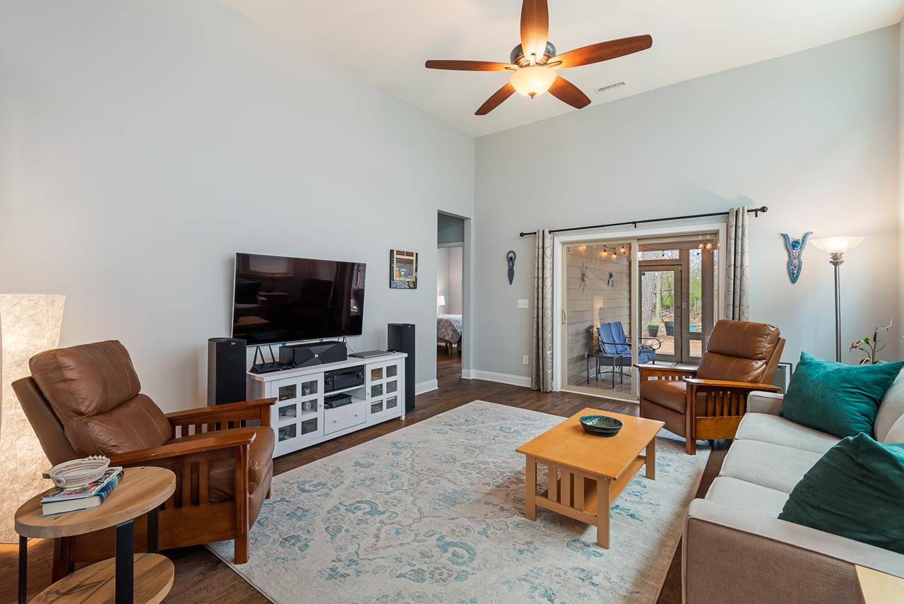 200 Ellsworth Manor Drive