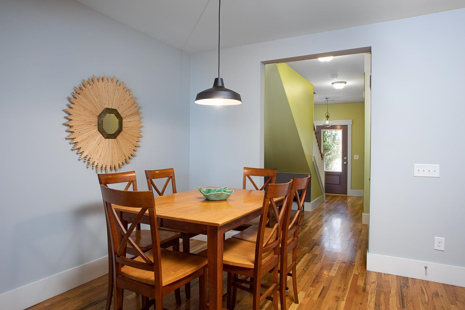 122 Ellsworth Manor Drive