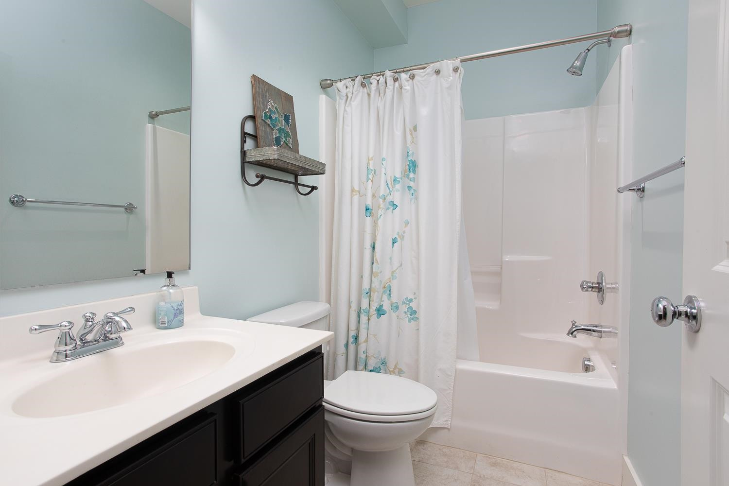 122 Ellsworth Manor Drive